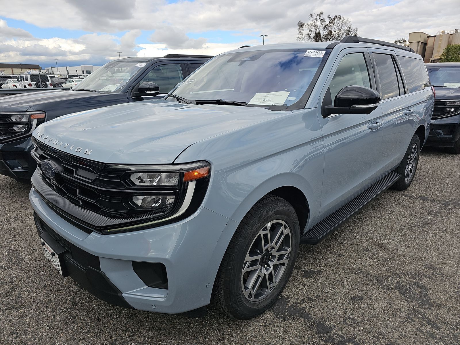 FORD EXPEDITION MAX - 1