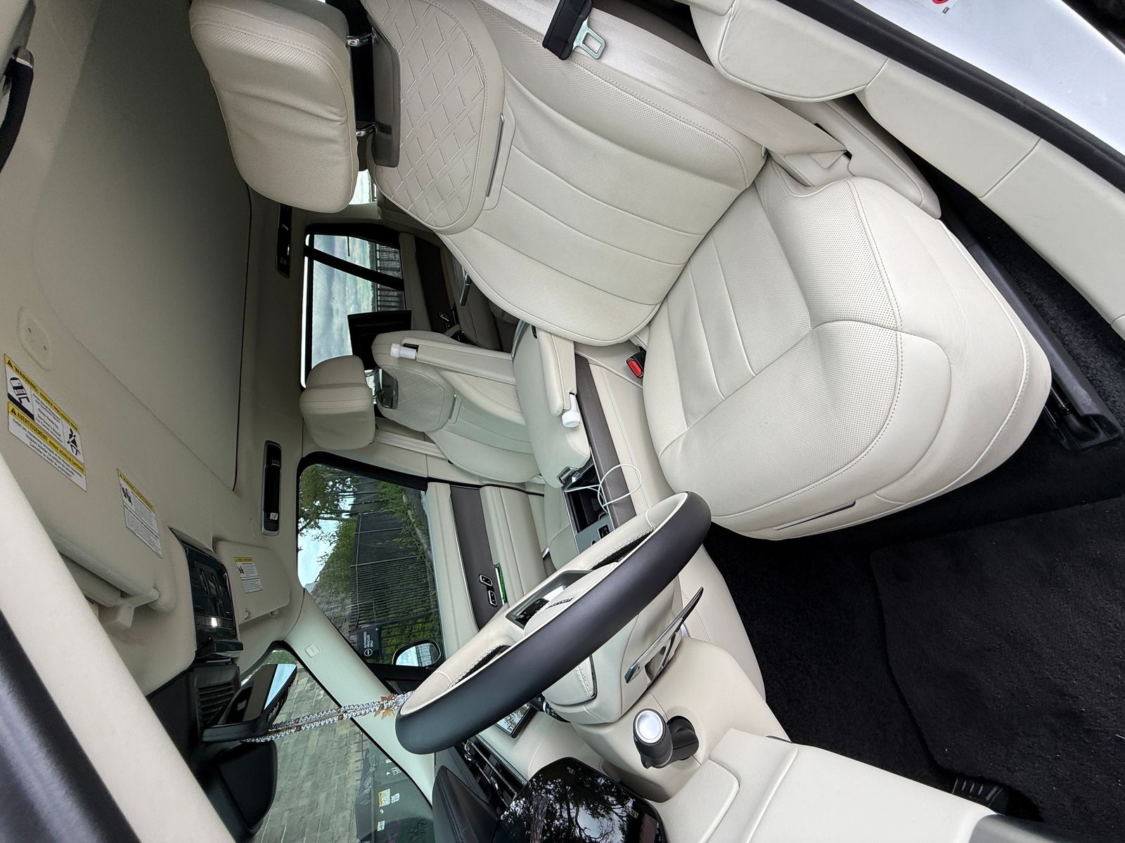 2024 Land Rover Range Rover SV LWB AWD