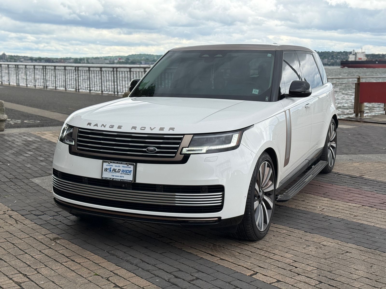 2024 Land Rover Range Rover SV LWB AWD