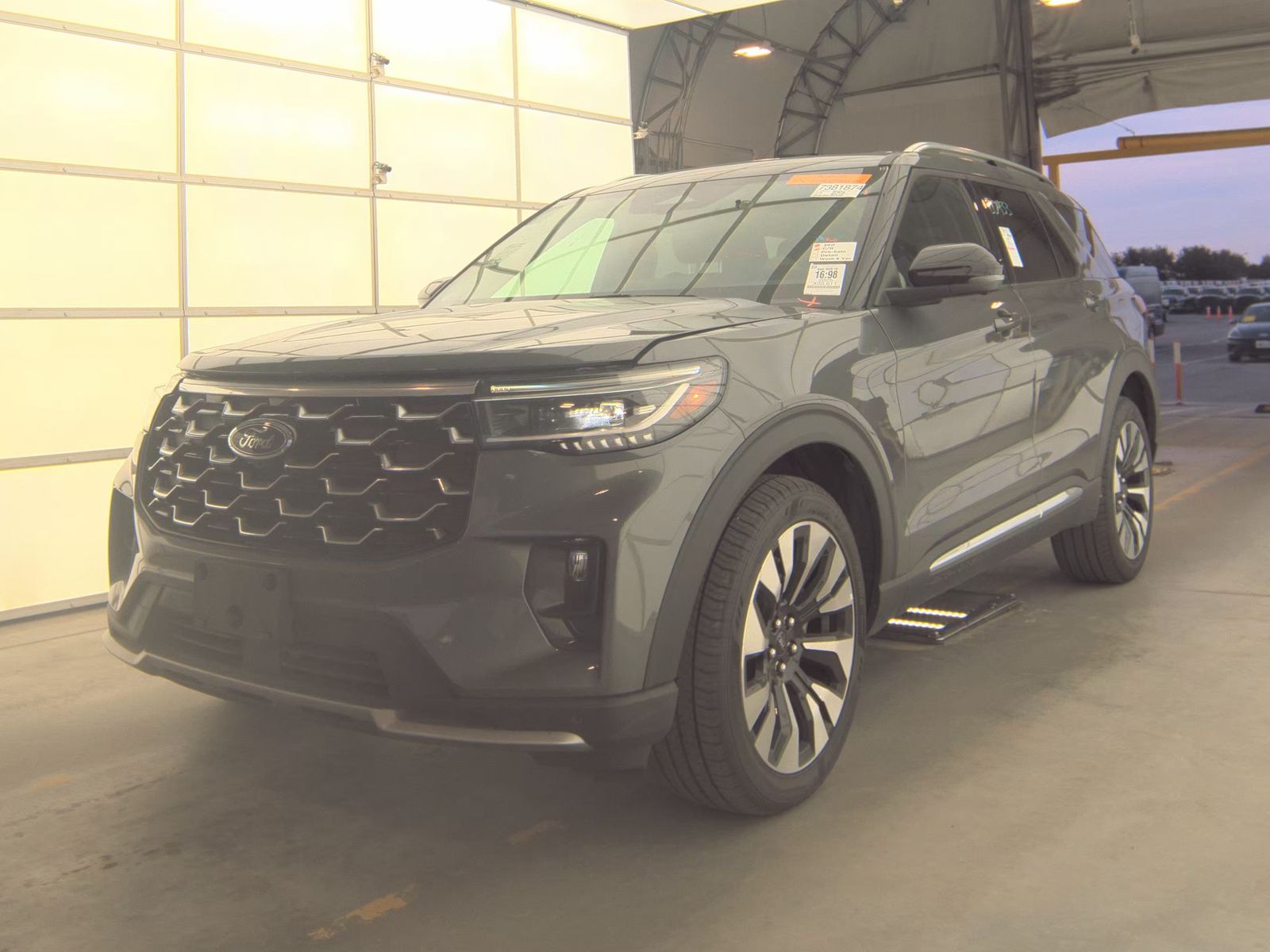 FORD EXPLORER - 1