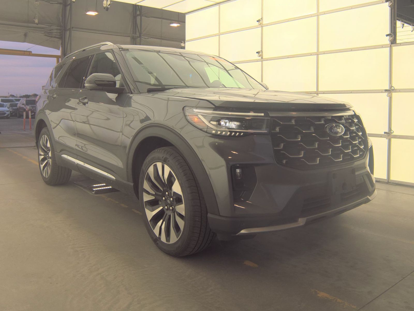 FORD EXPLORER - 5