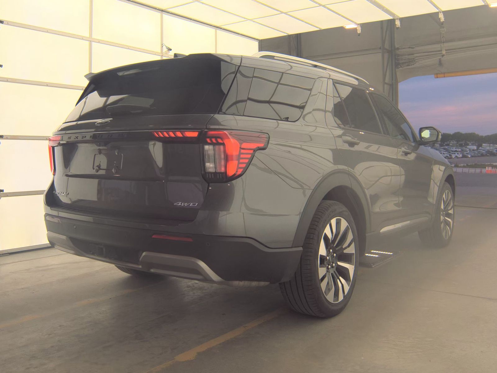 FORD EXPLORER - 6
