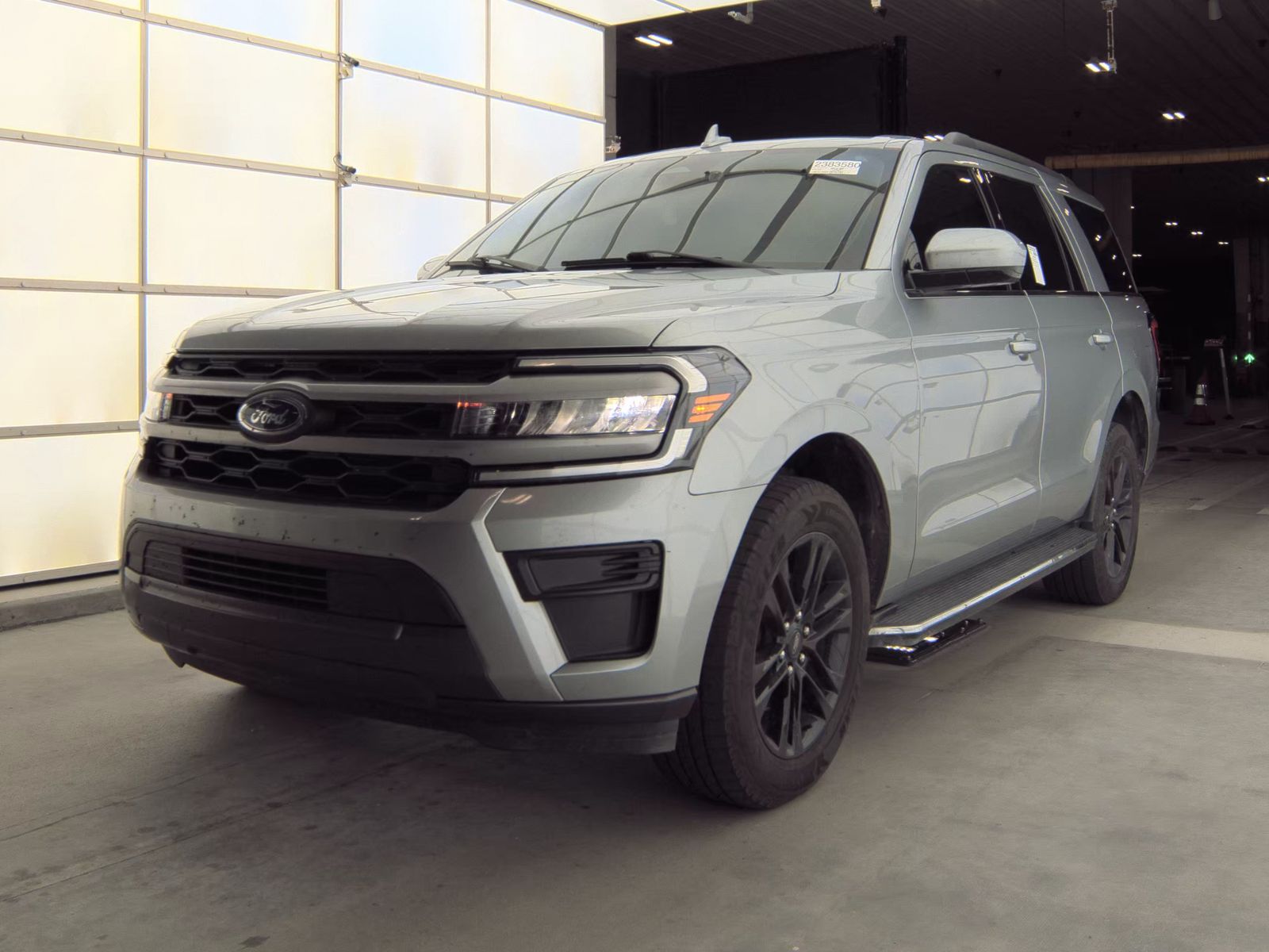 FORD EXPEDITION - 1