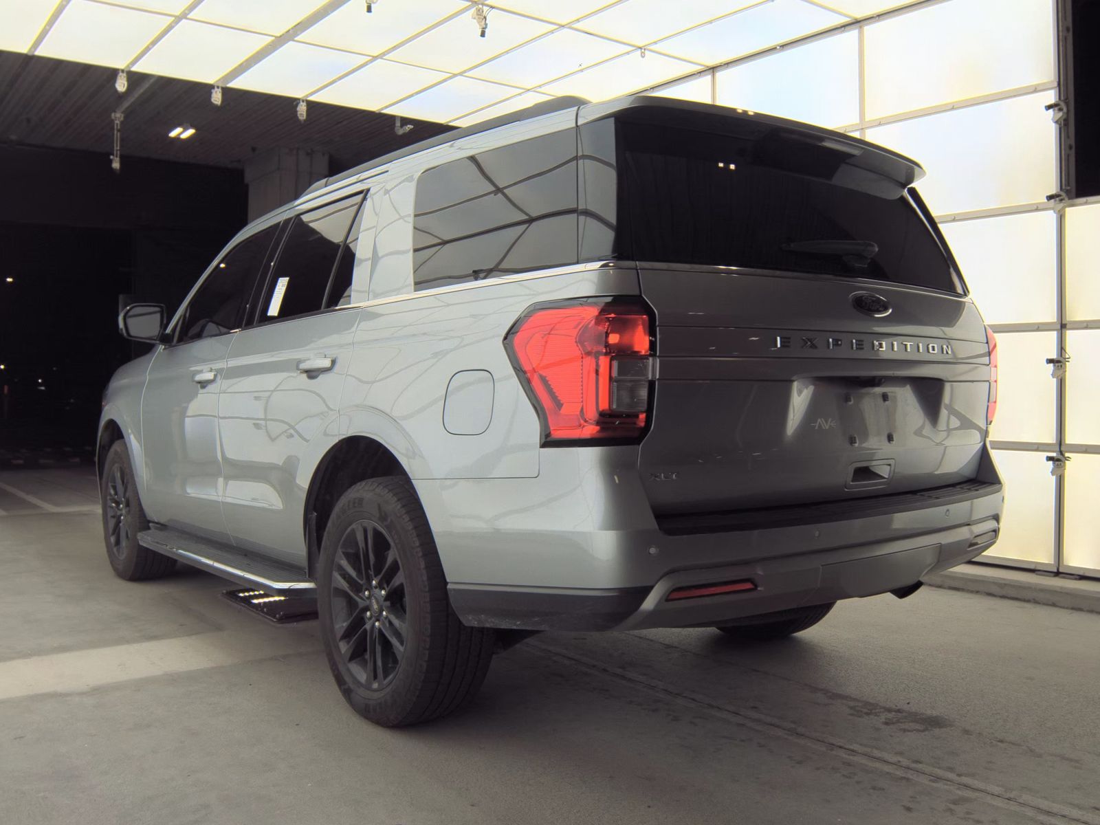 FORD EXPEDITION - 9