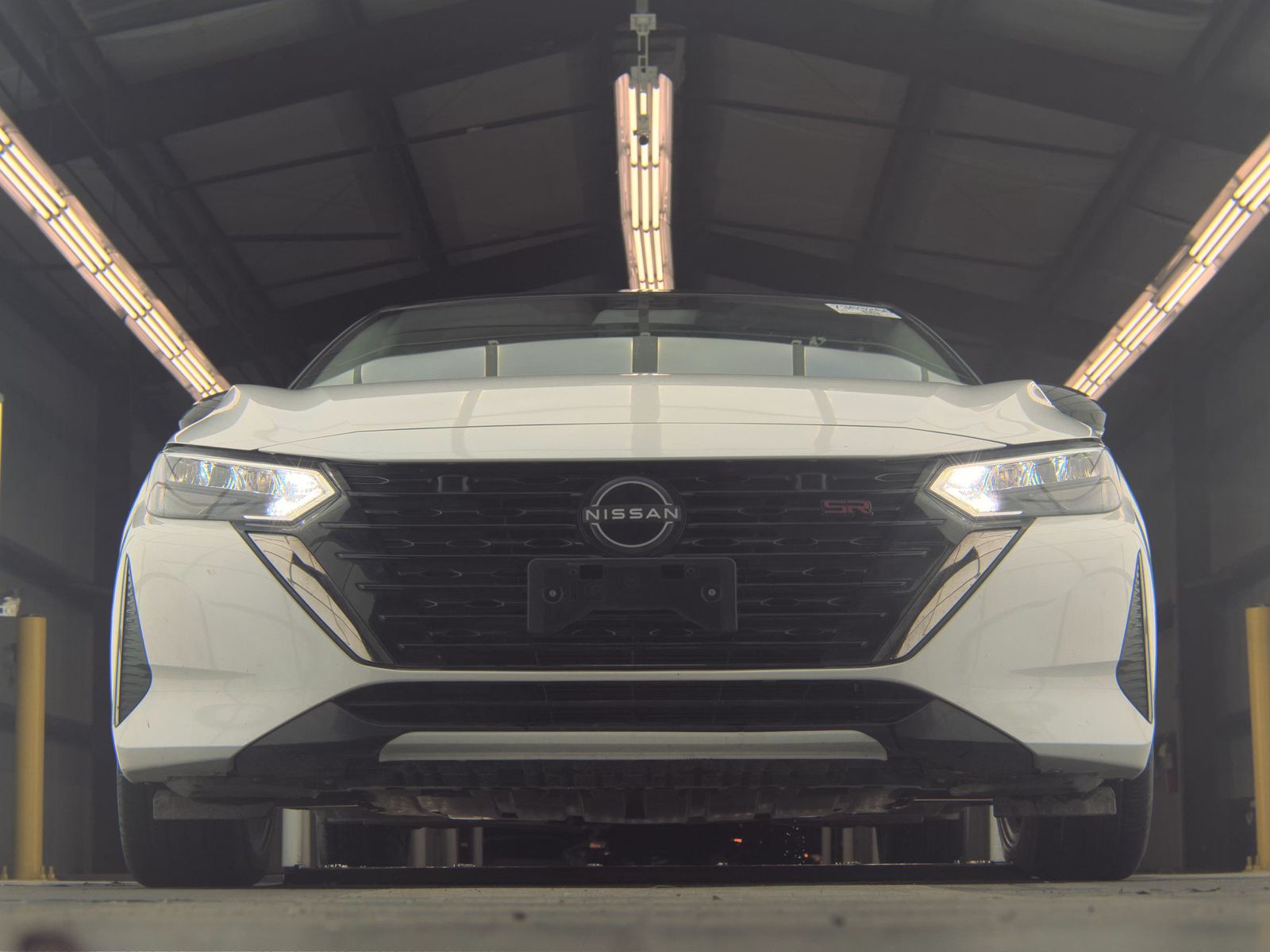 NISSAN SENTRA - 4
