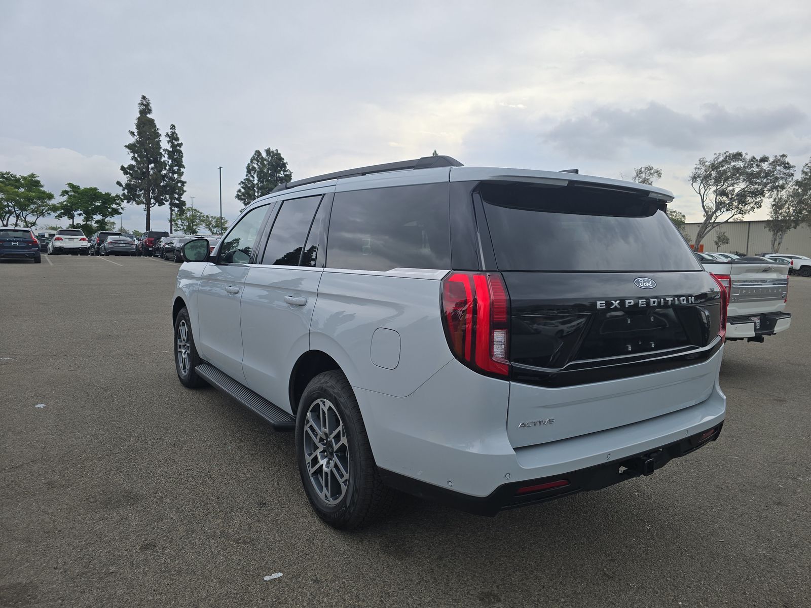 FORD EXPEDITION - 3