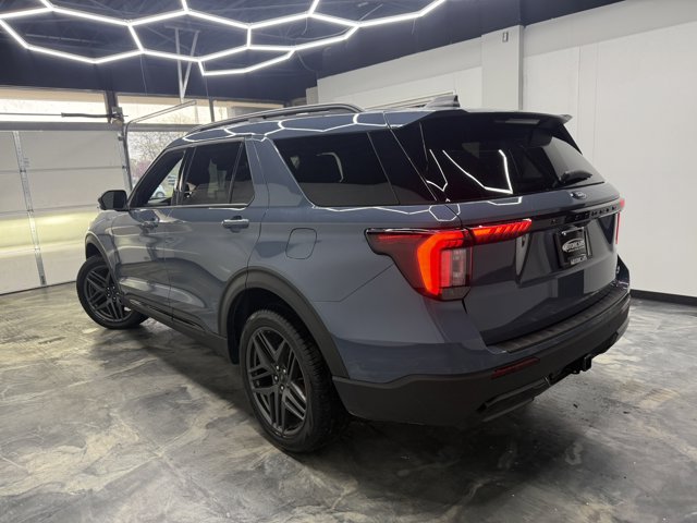FORD EXPLORER - 4