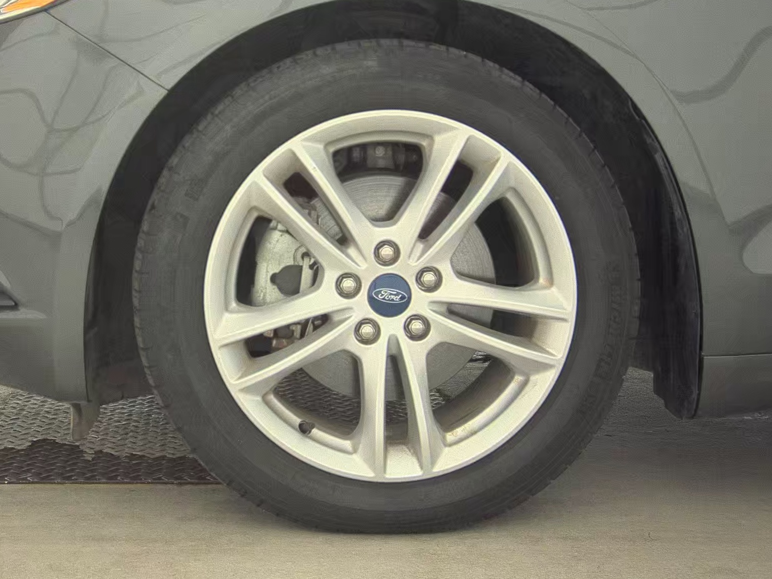 FORD FUSION - 10