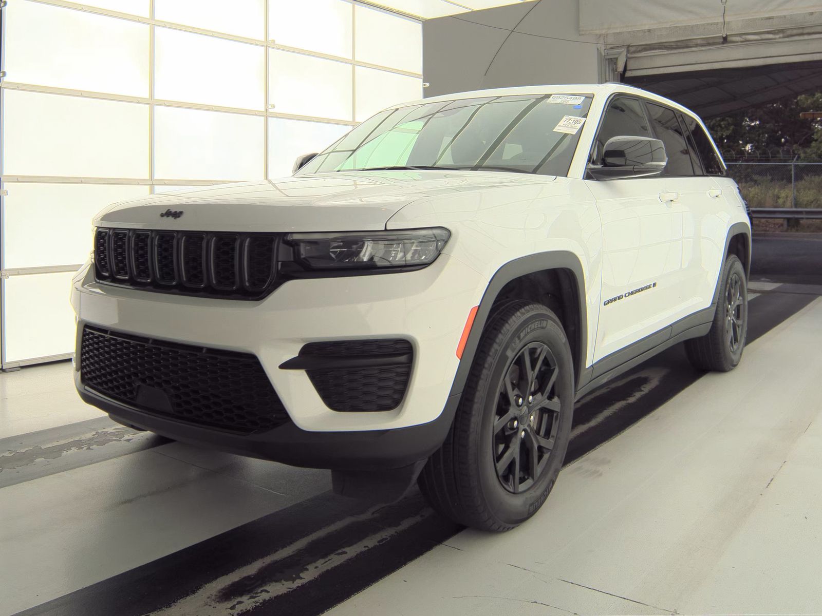 2024 Jeep Grand Cherokee Altitude RWD