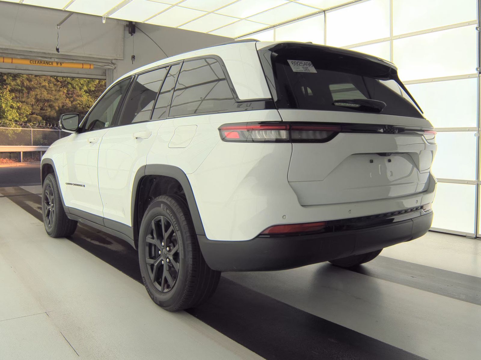 2024 Jeep Grand Cherokee Altitude RWD