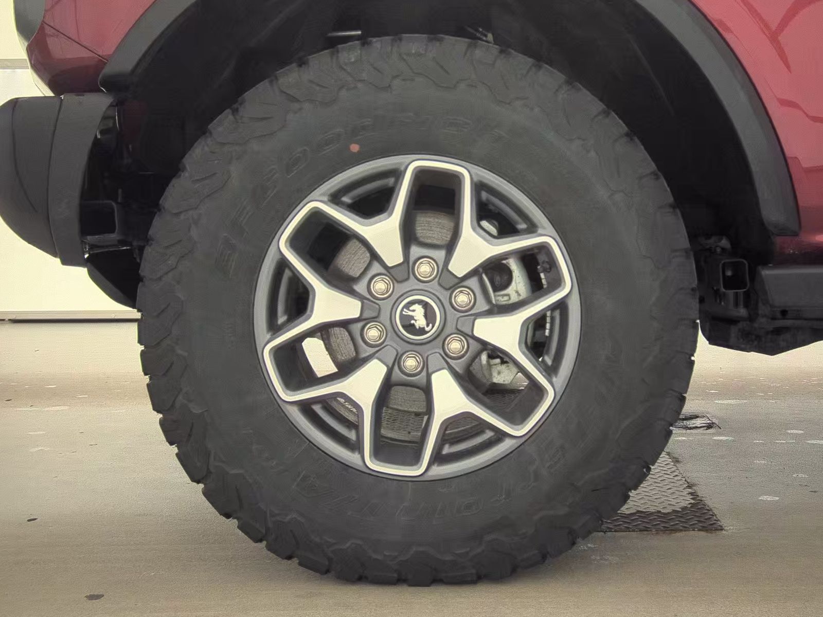 FORD BRONCO - 10
