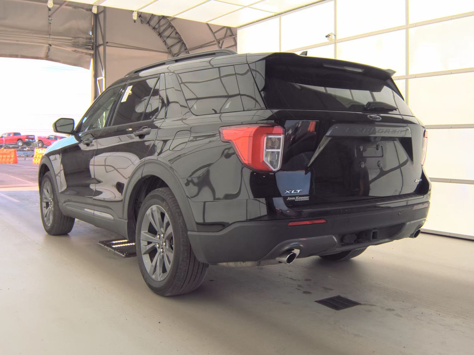 FORD EXPLORER - 9