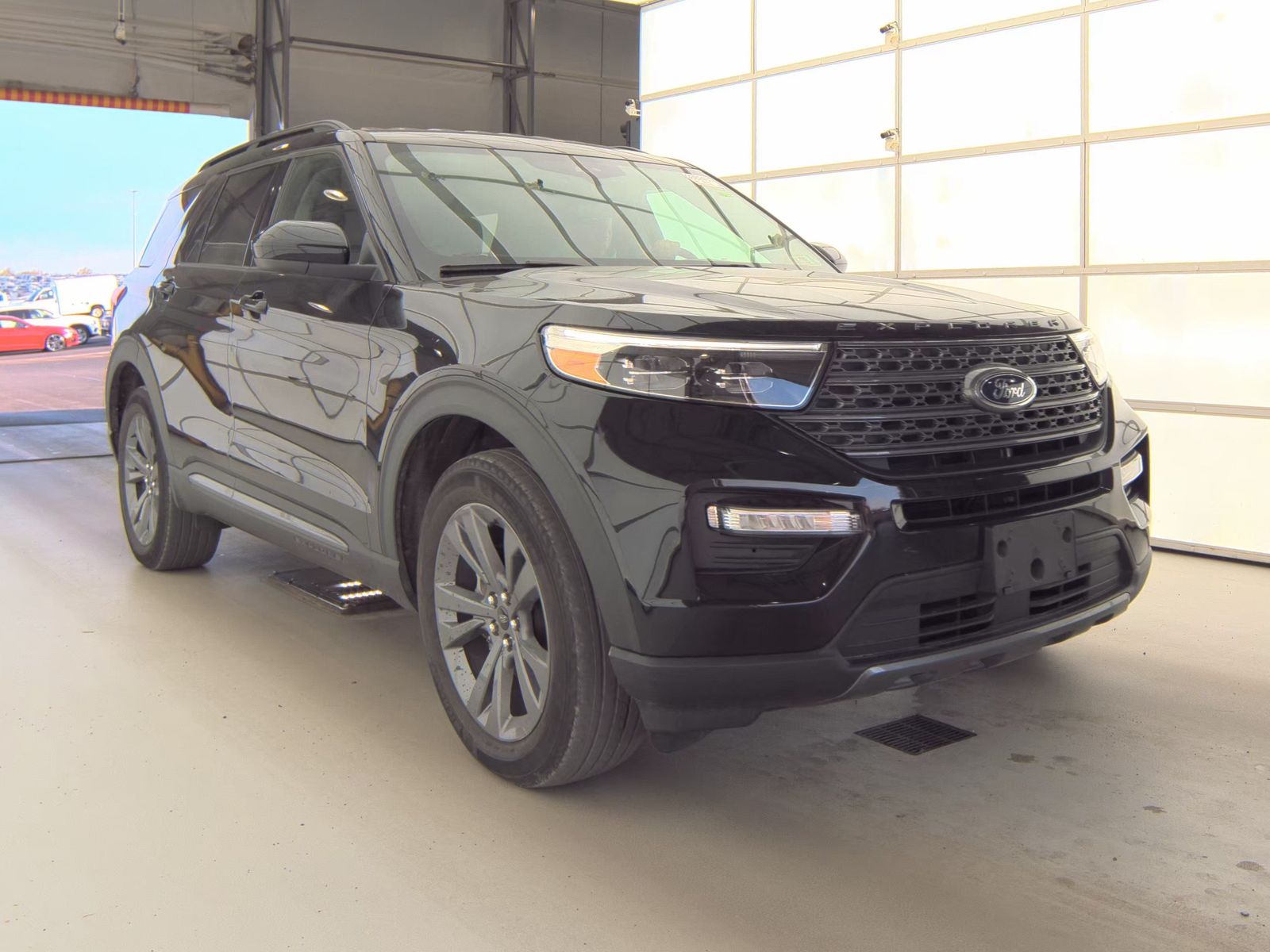 FORD EXPLORER - 5