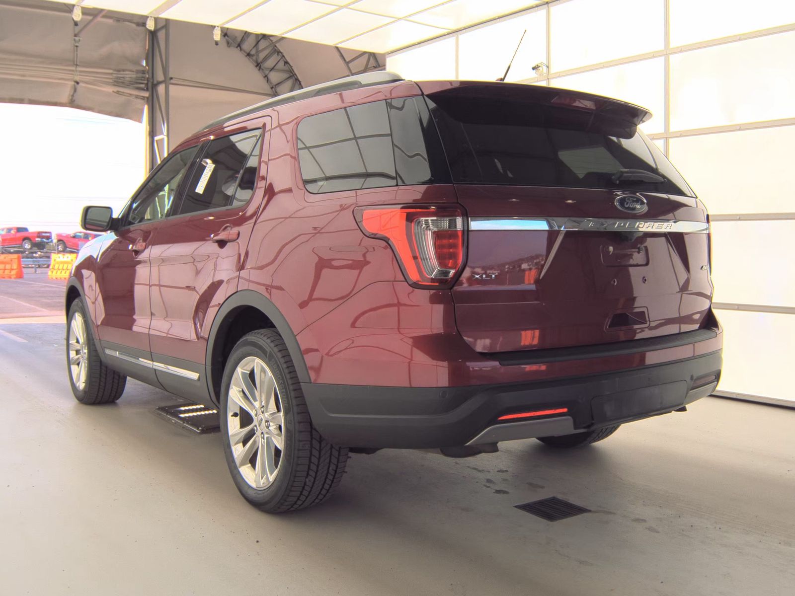 FORD EXPLORER - 9