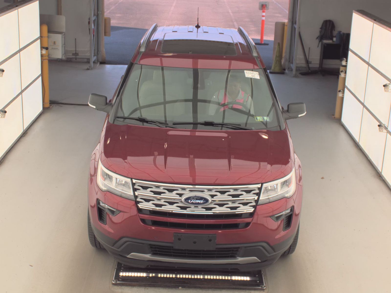 FORD EXPLORER - 3