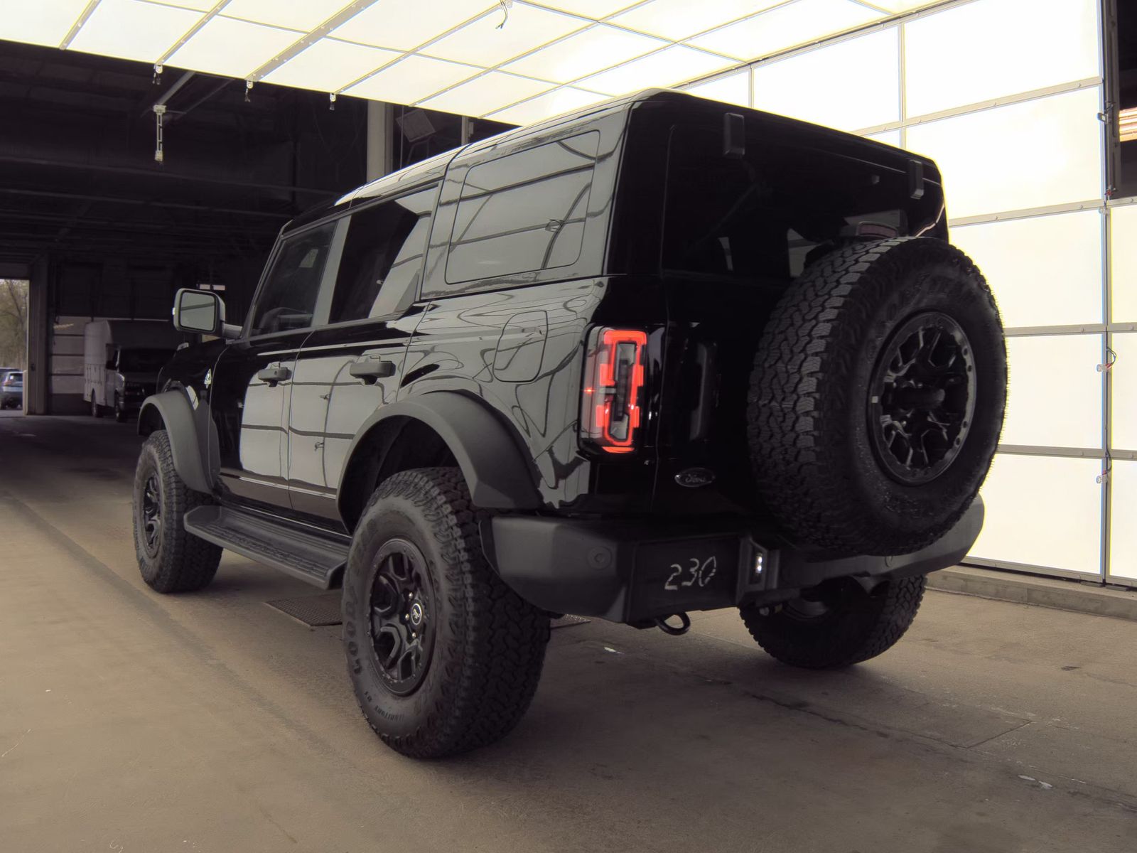 FORD BRONCO - 9