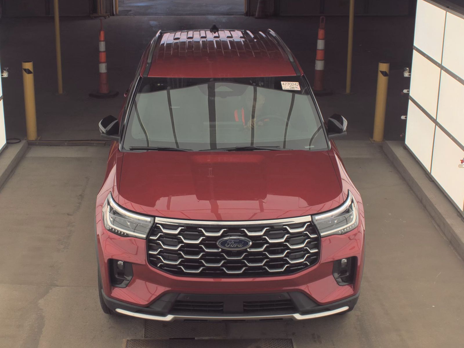 FORD EXPLORER - 3