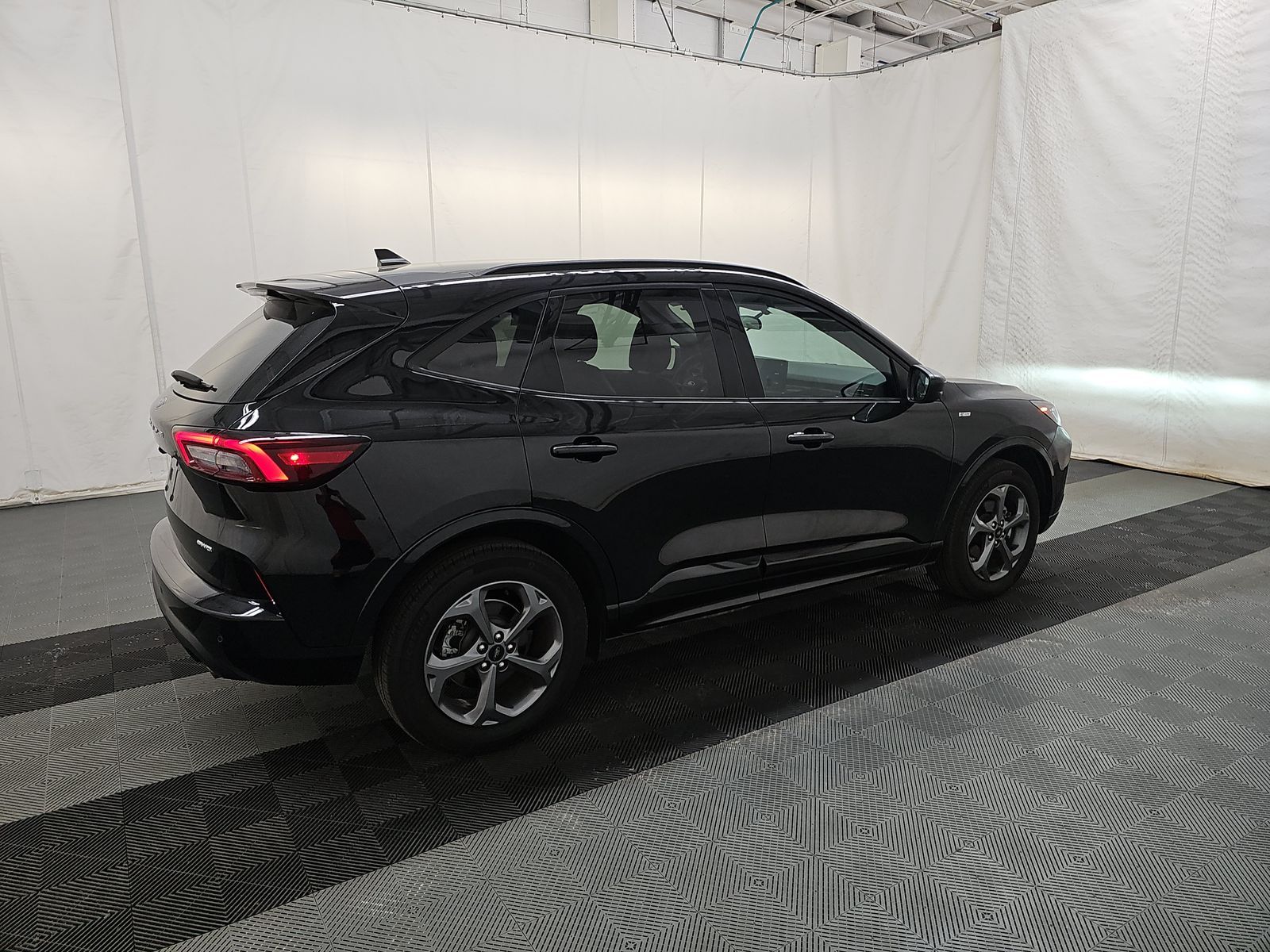 FORD ESCAPE - 5