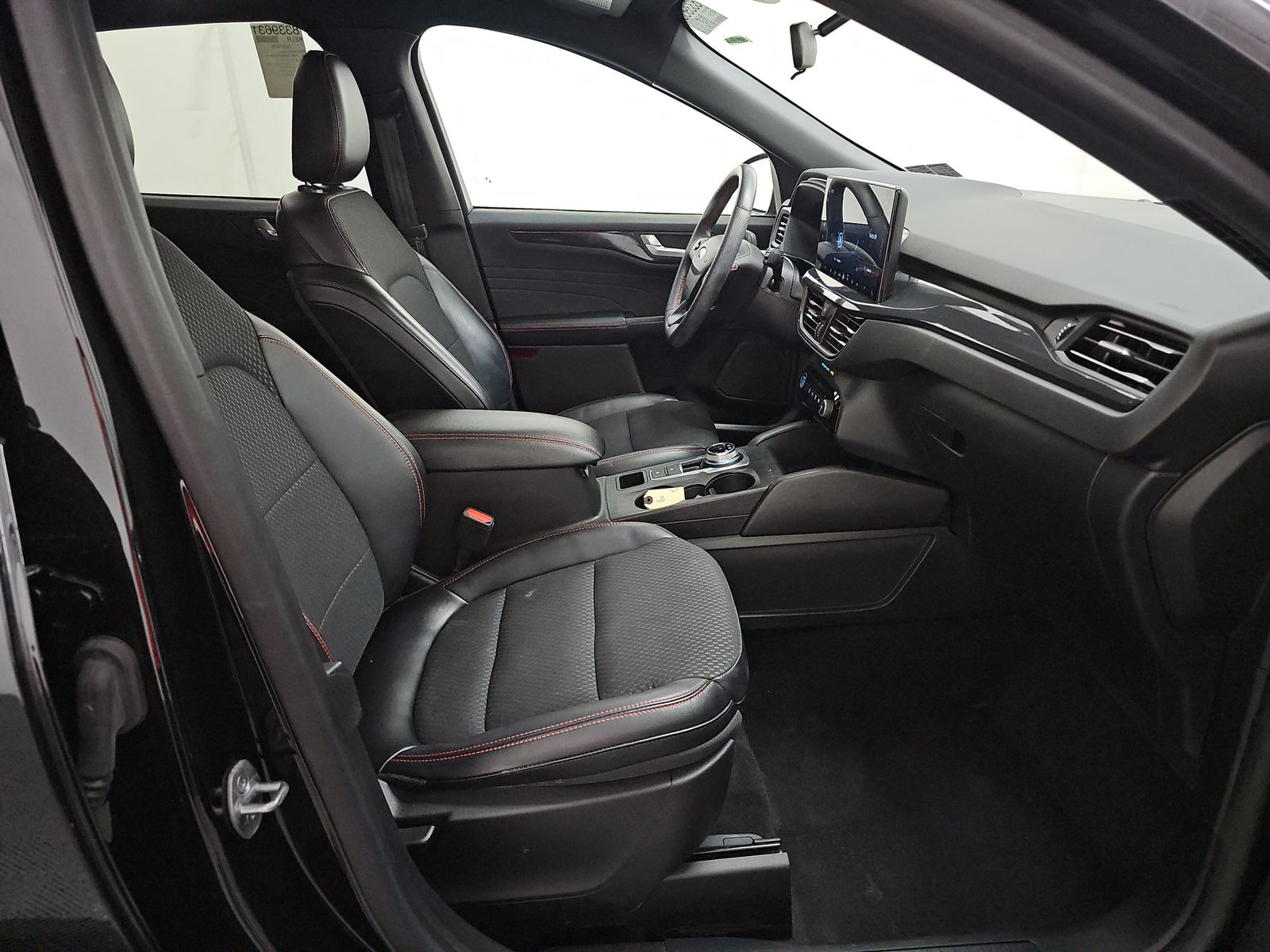 FORD ESCAPE - 9