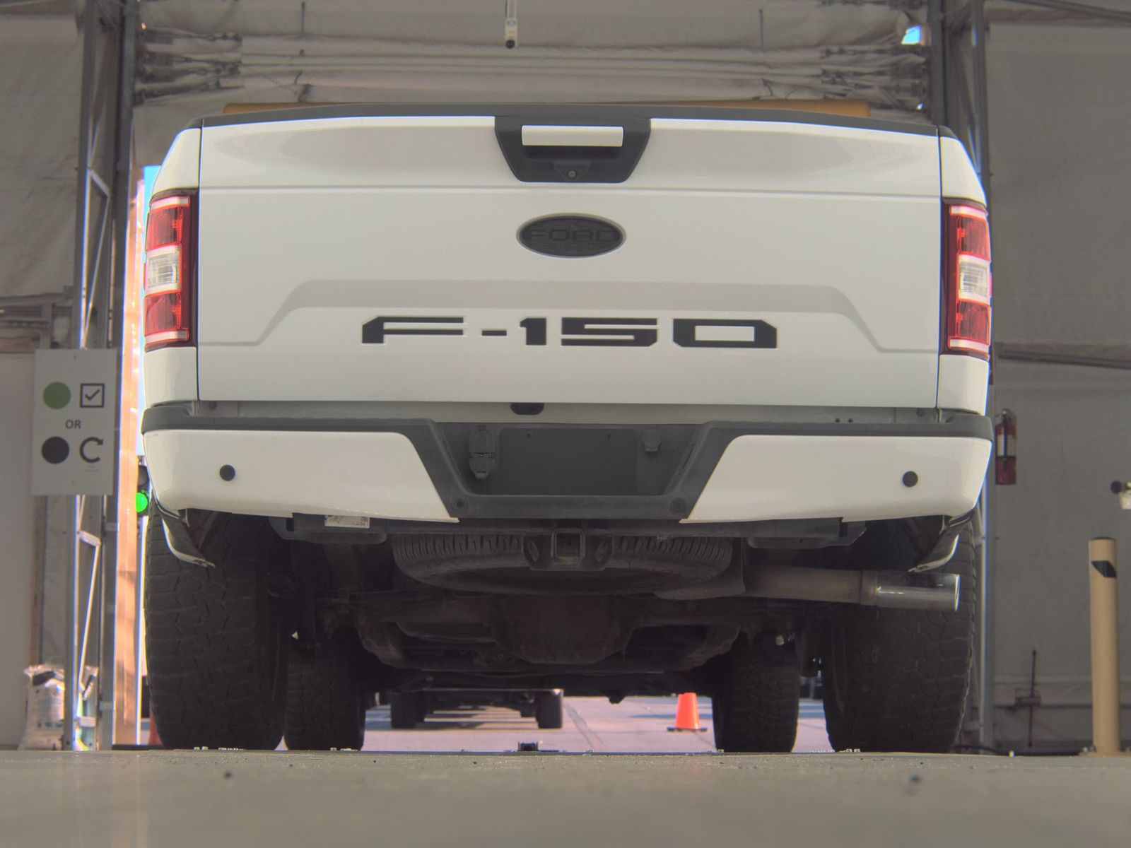 FORD F-150 - 8