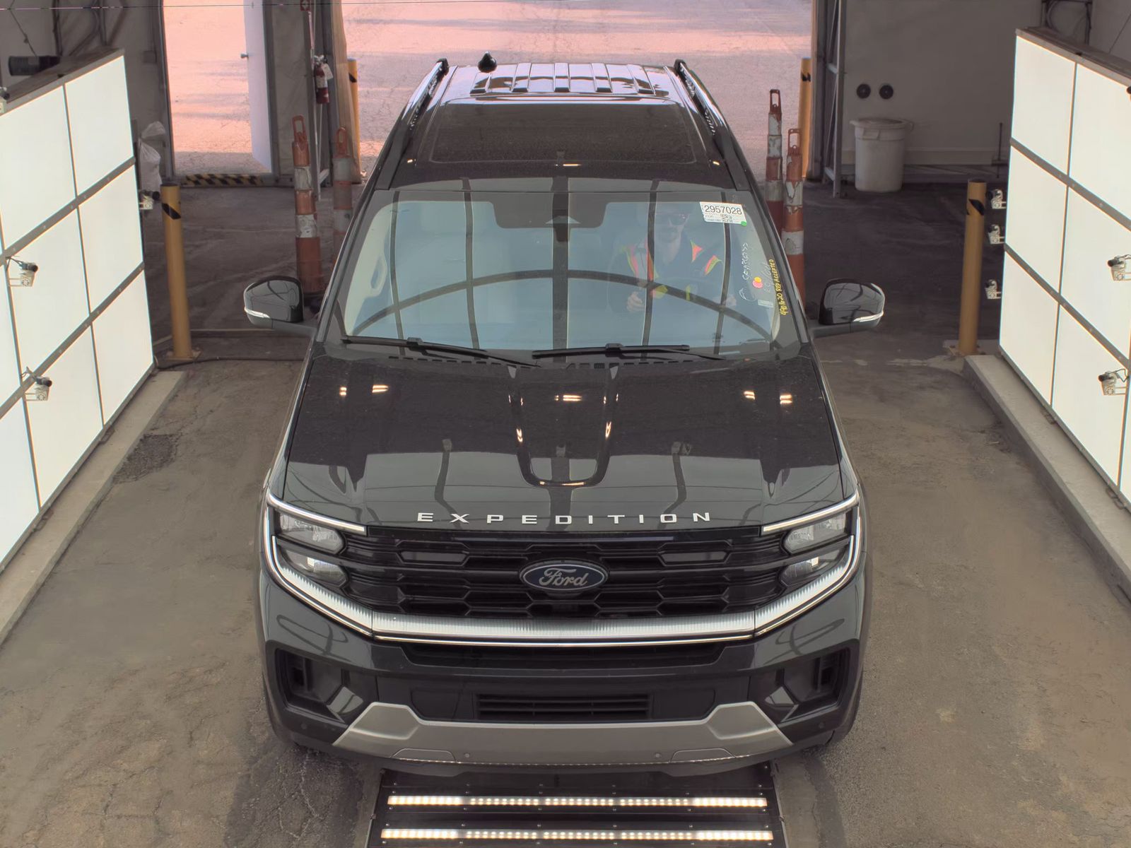 FORD EXPEDITION MAX - 3
