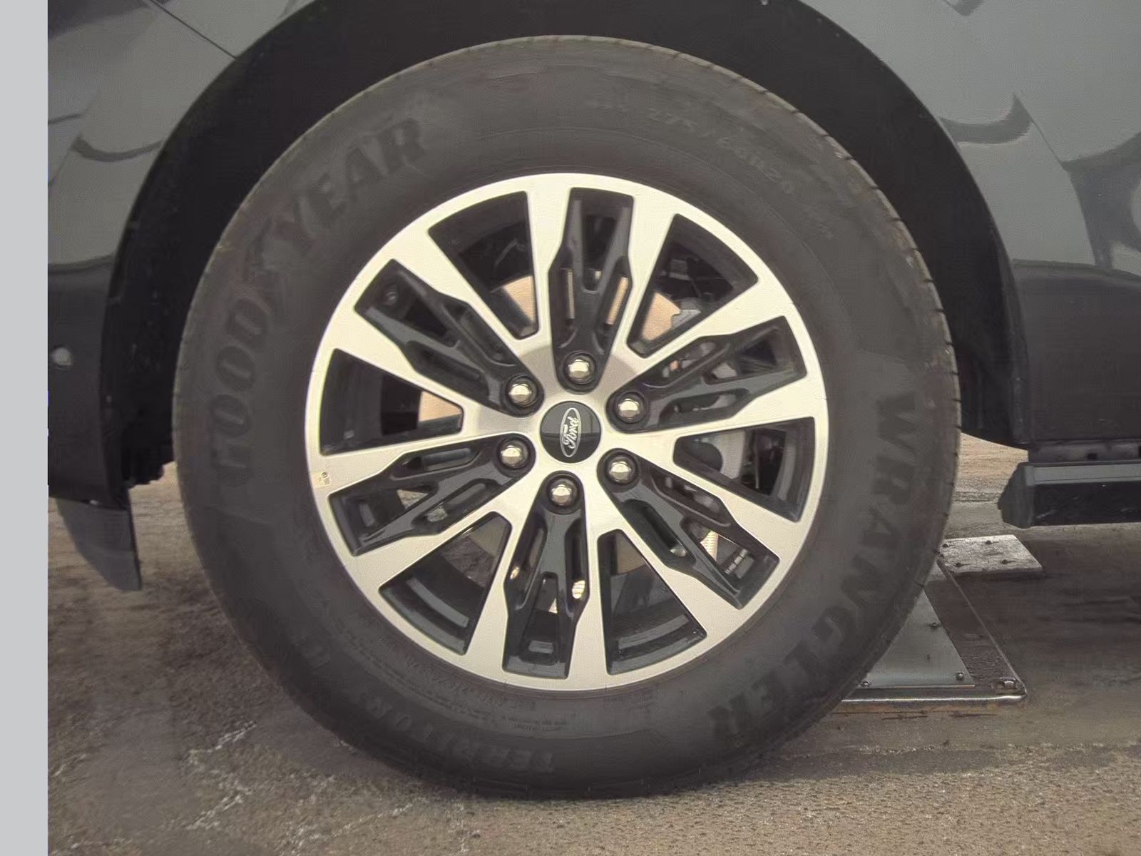 FORD EXPEDITION MAX - 10