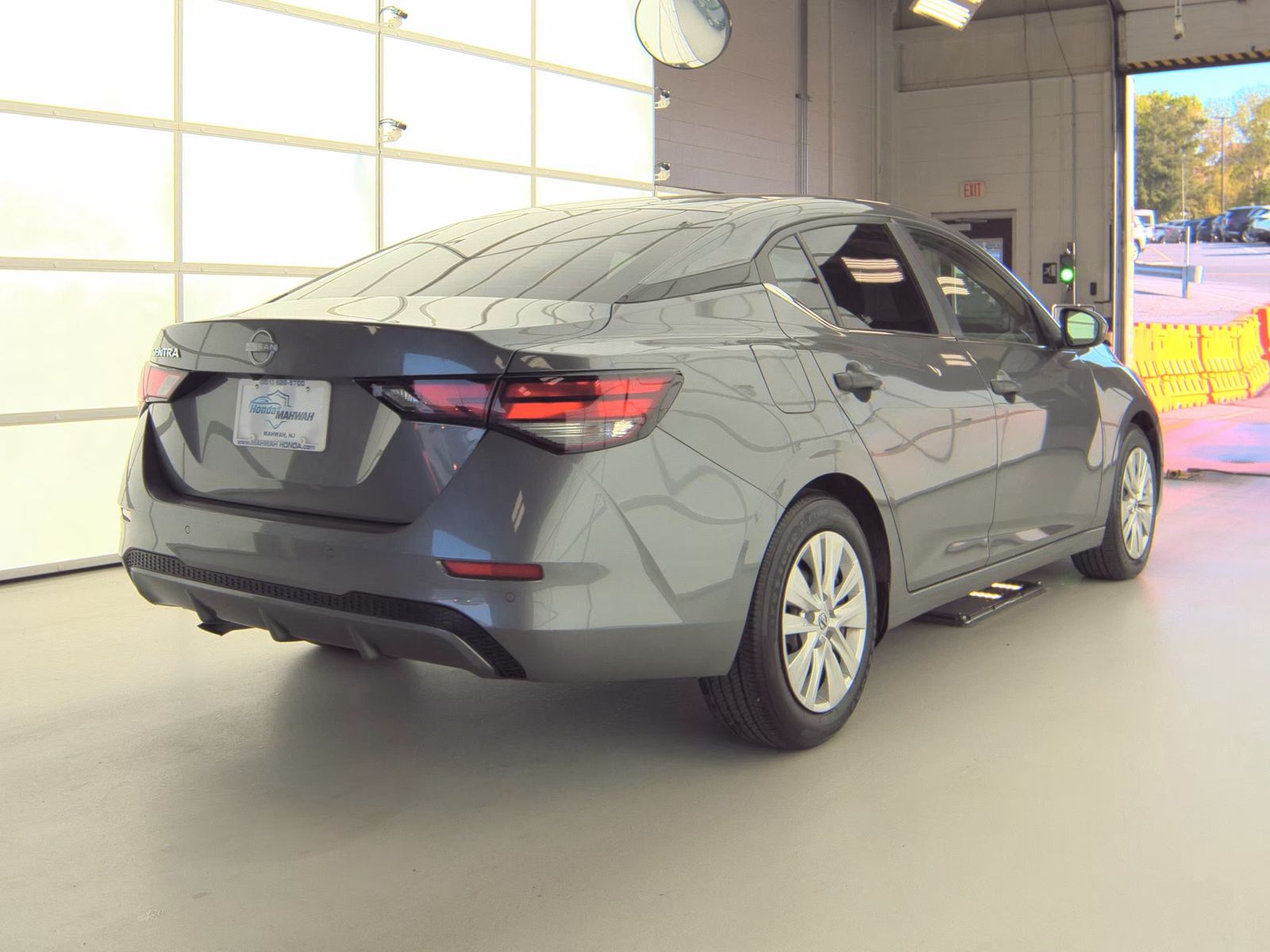 NISSAN SENTRA - 6