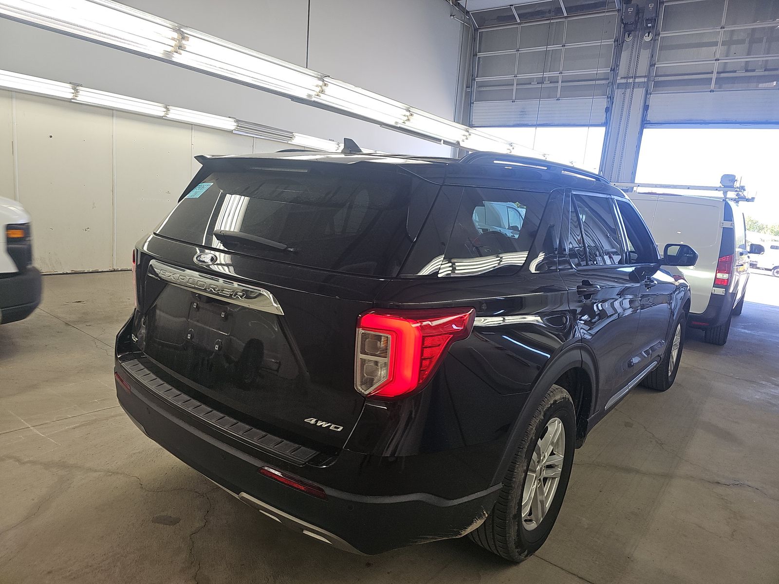 FORD EXPLORER - 5