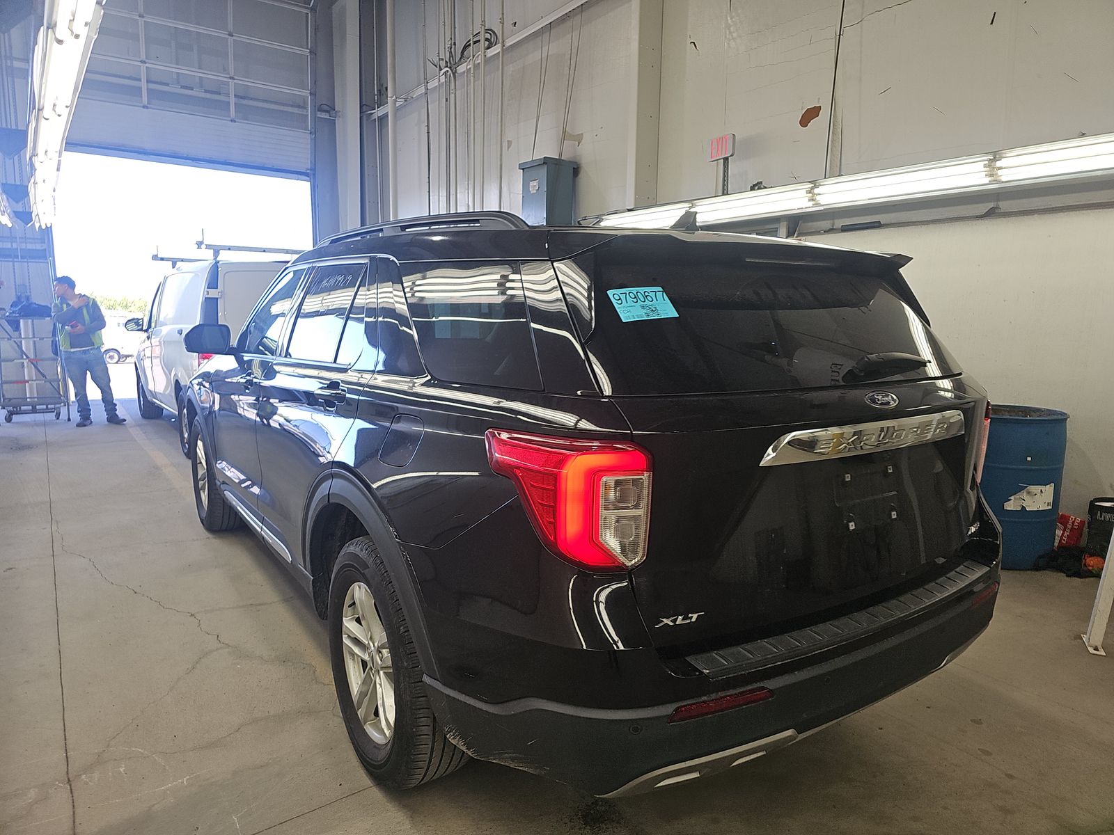 FORD EXPLORER - 7