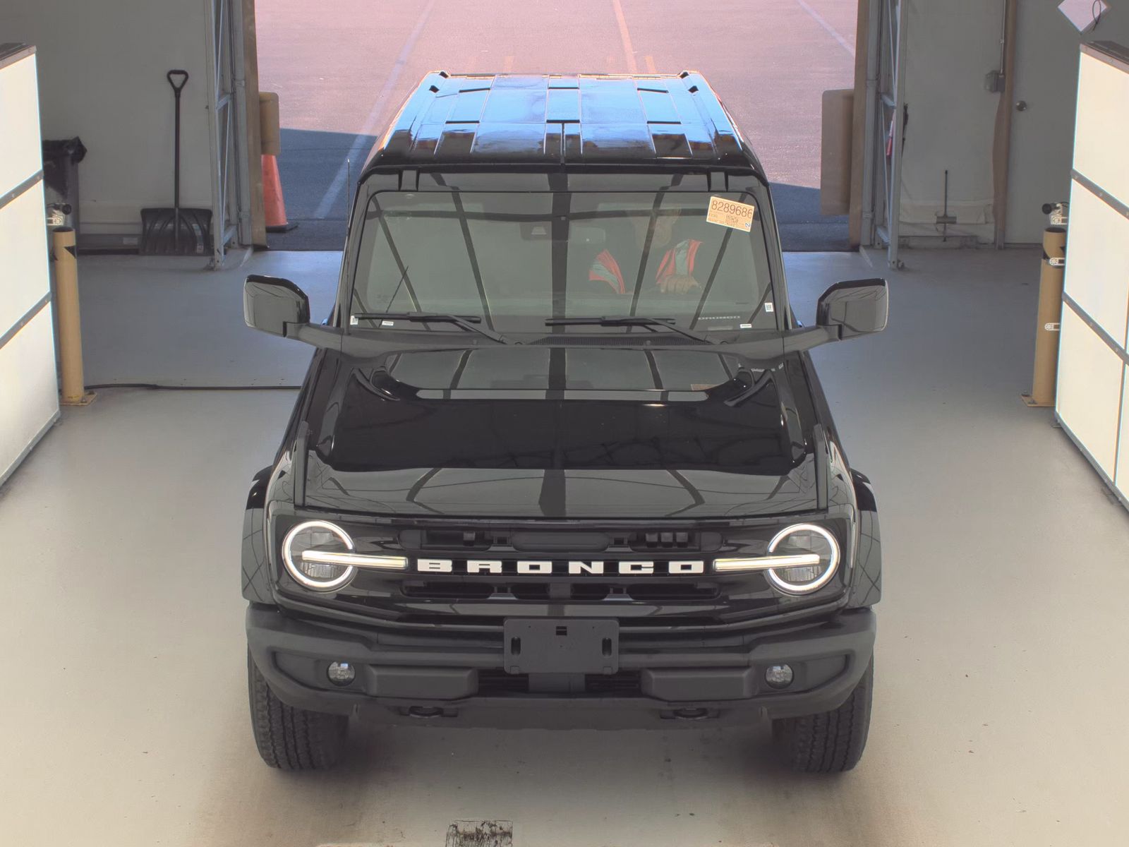 FORD BRONCO - 3