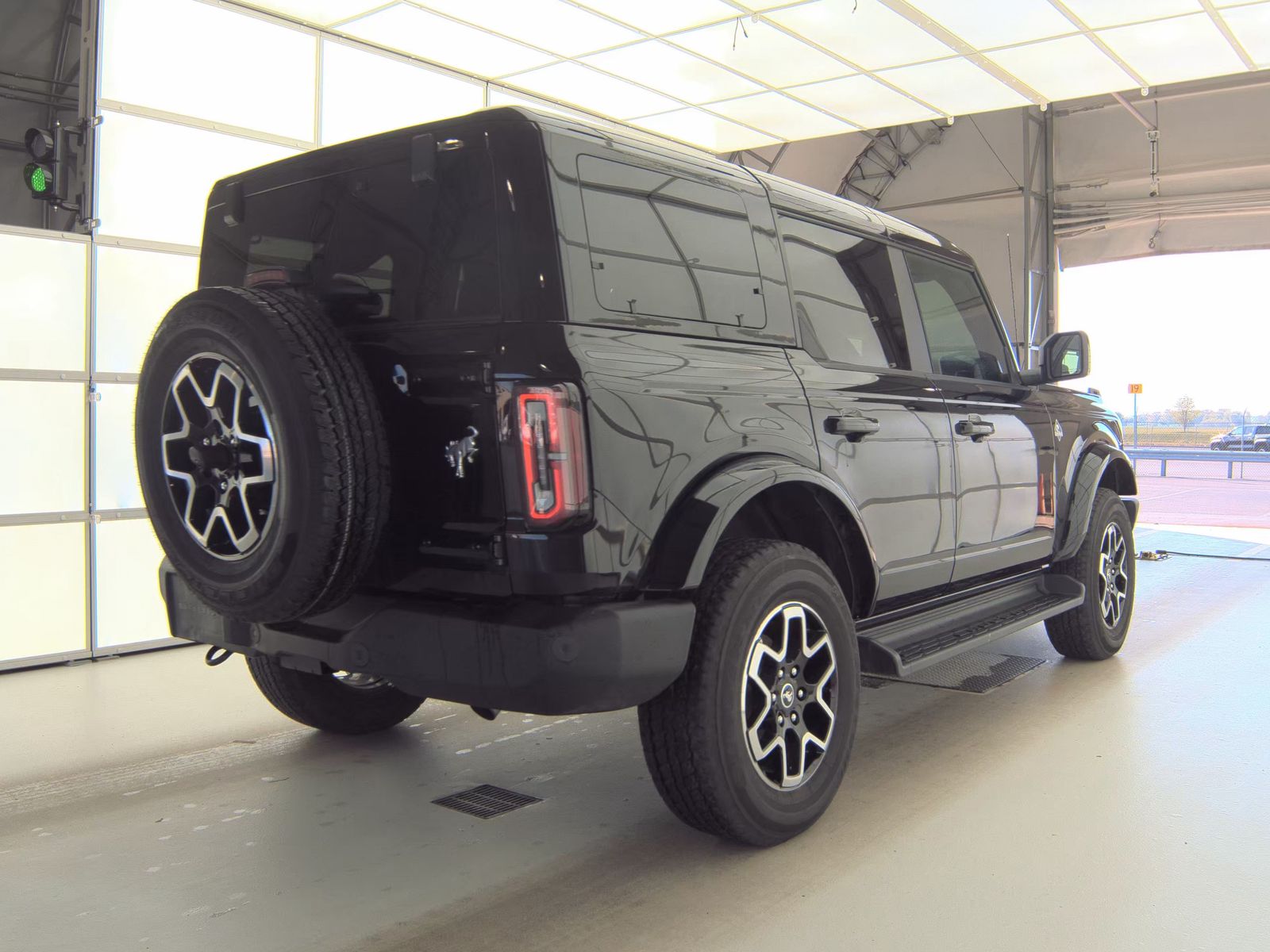 FORD BRONCO - 6