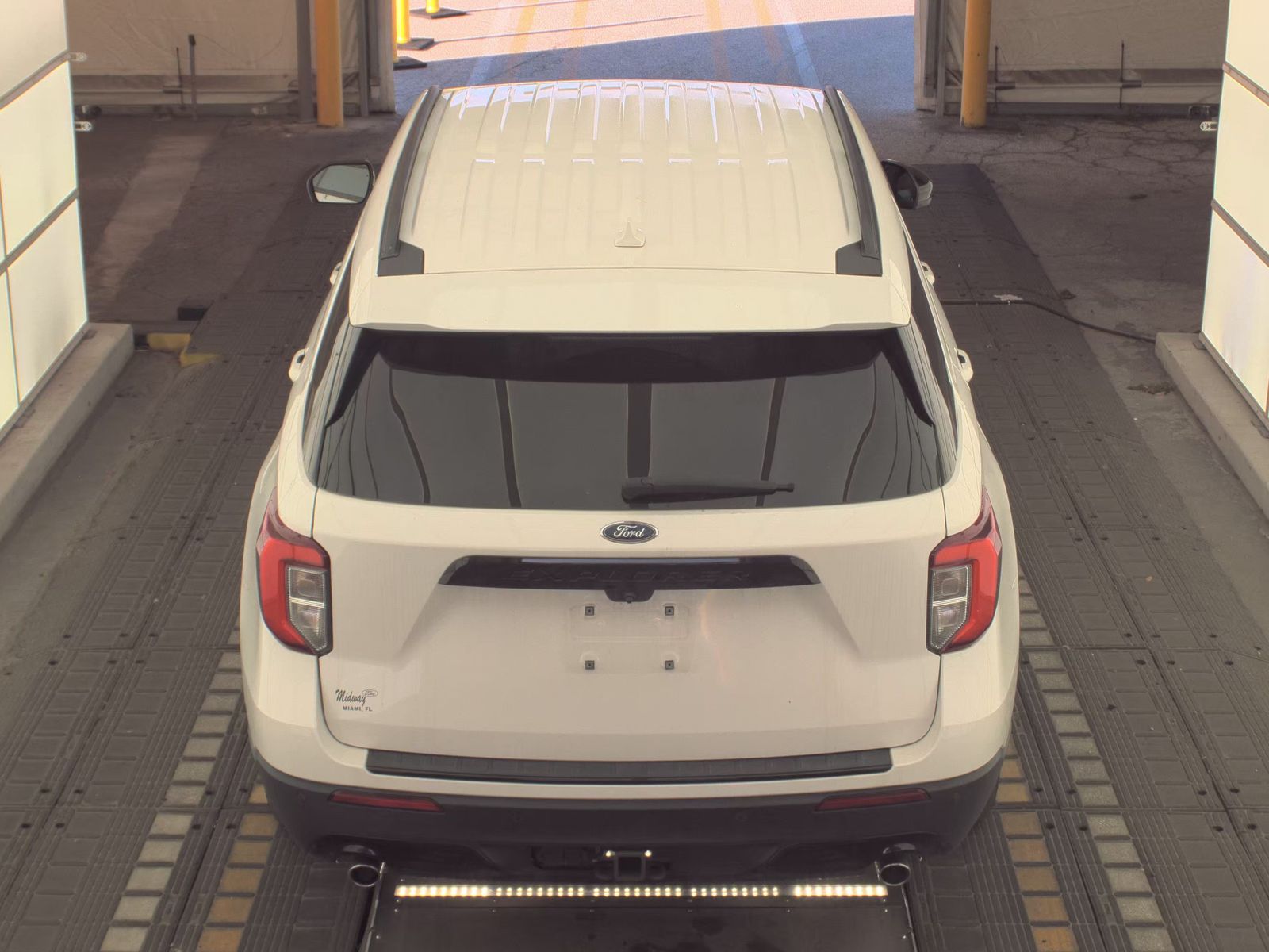 FORD EXPLORER - 7