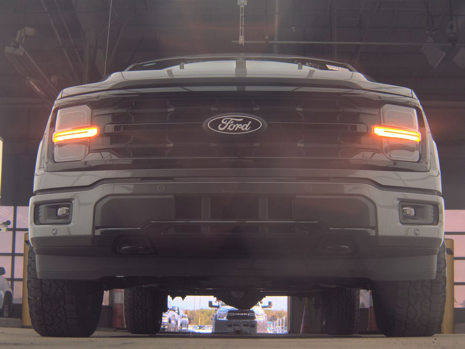 FORD F-150 - 4