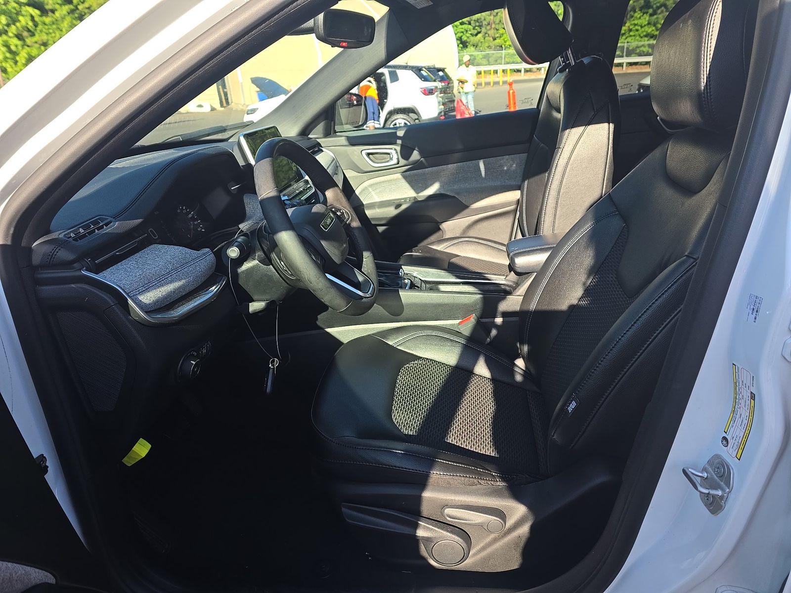 2025 Jeep Compass Latitude AWD