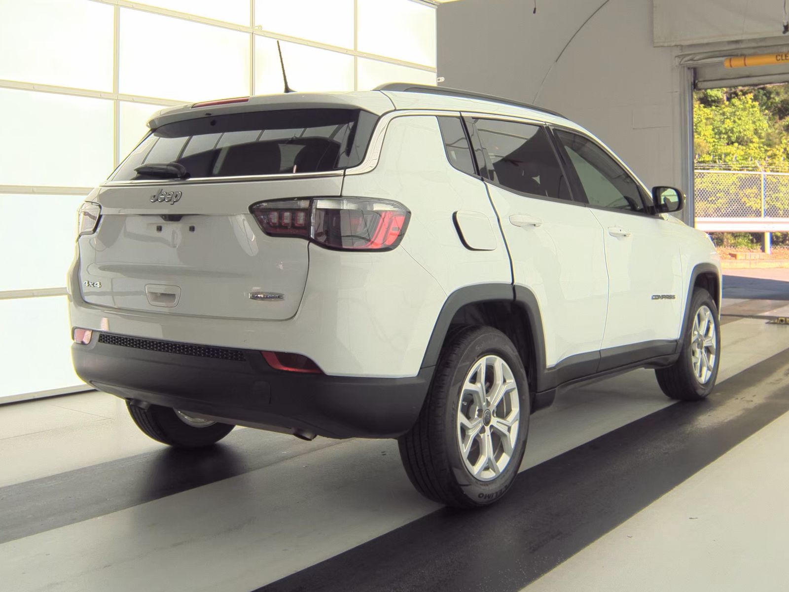 2025 Jeep Compass Latitude AWD