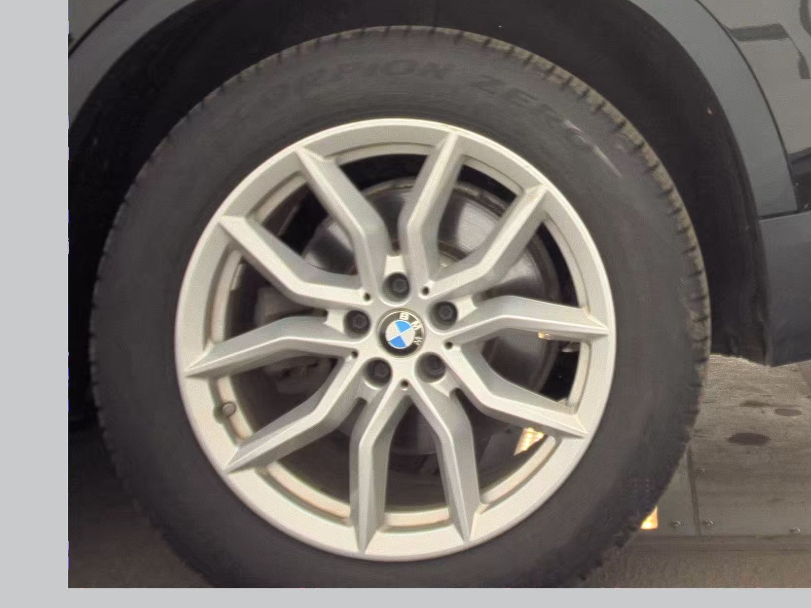 2020 BMW X5 xDrive40i AWD
