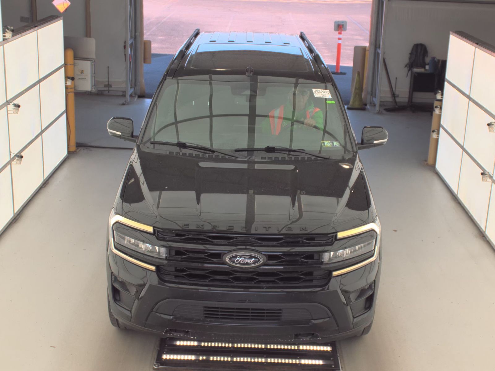 FORD EXPEDITION MAX - 3