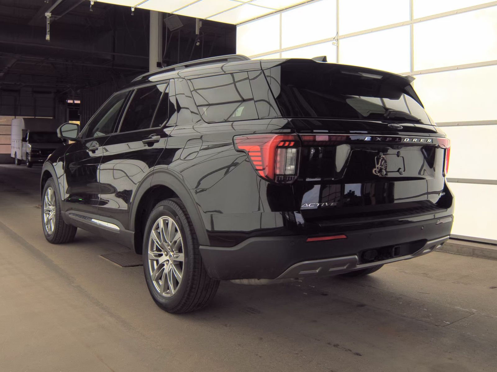 FORD EXPLORER - 9