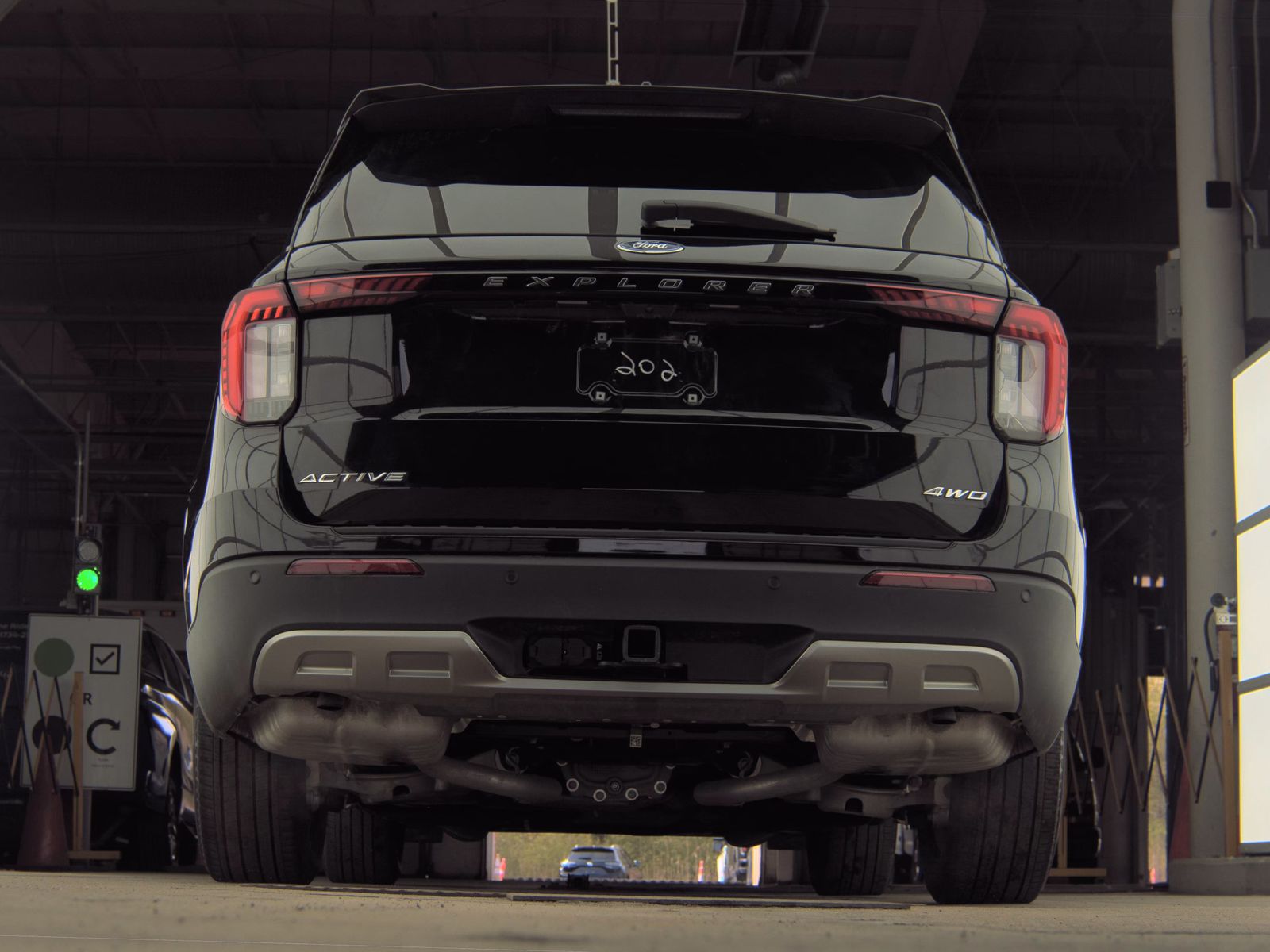 FORD EXPLORER - 8