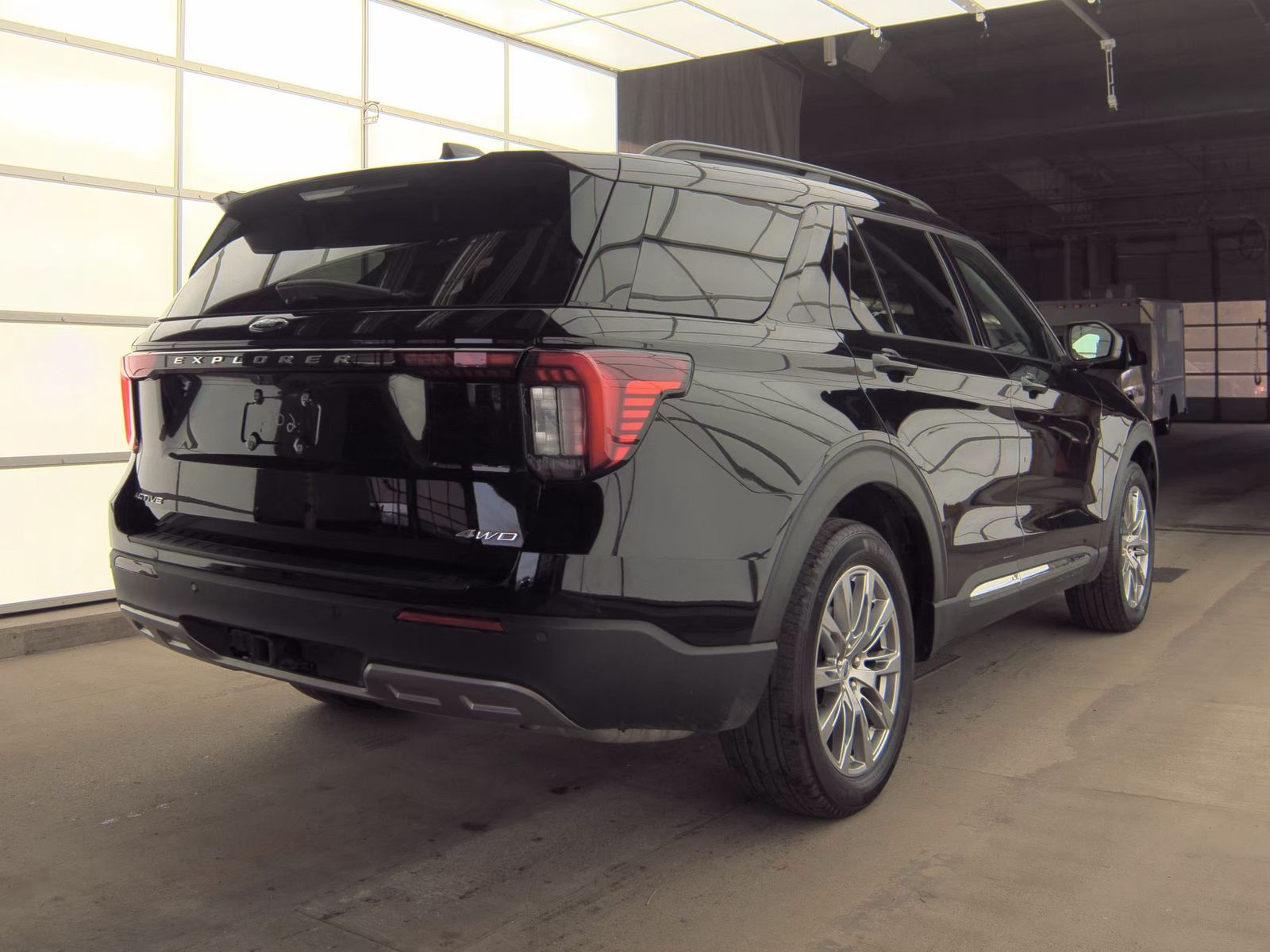 FORD EXPLORER - 6