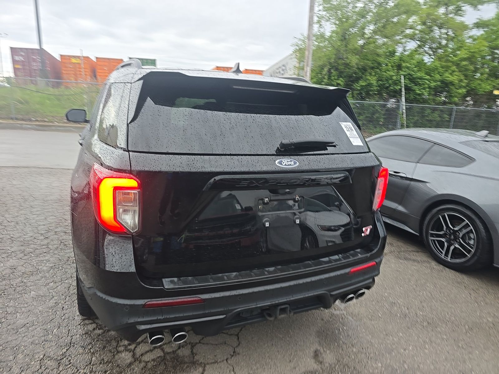 FORD EXPLORER - 6