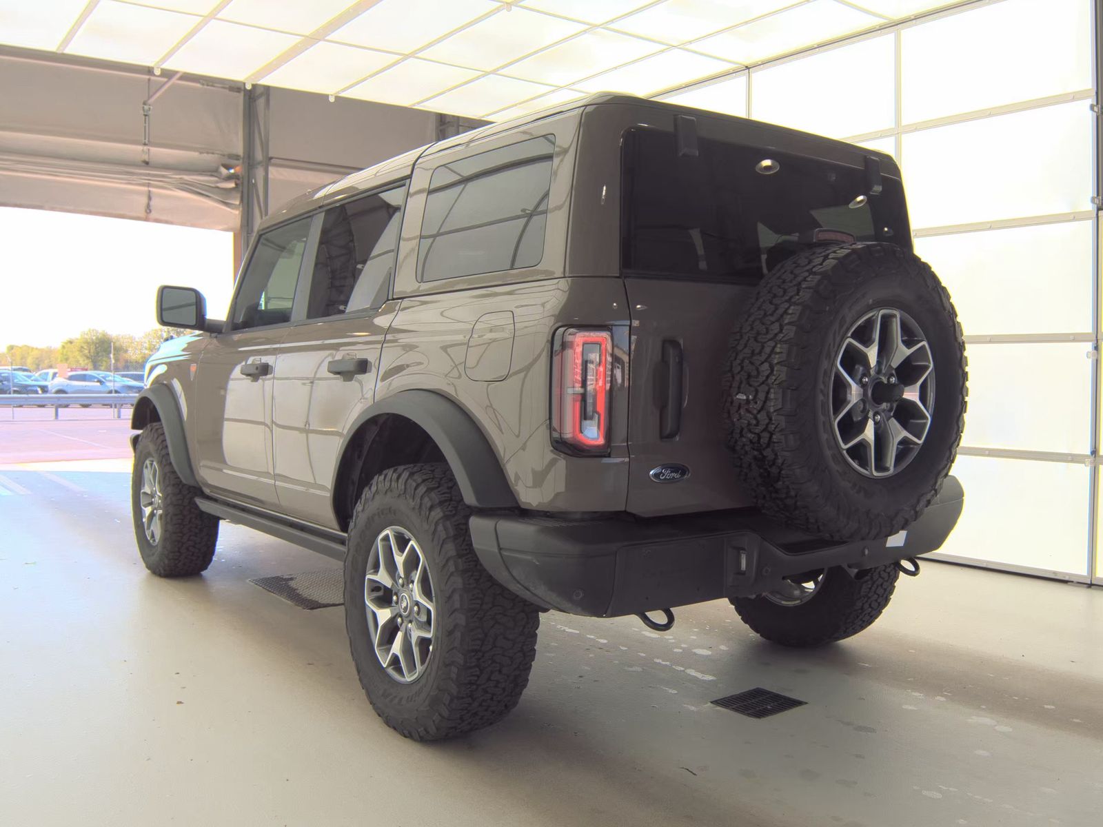 FORD BRONCO - 9