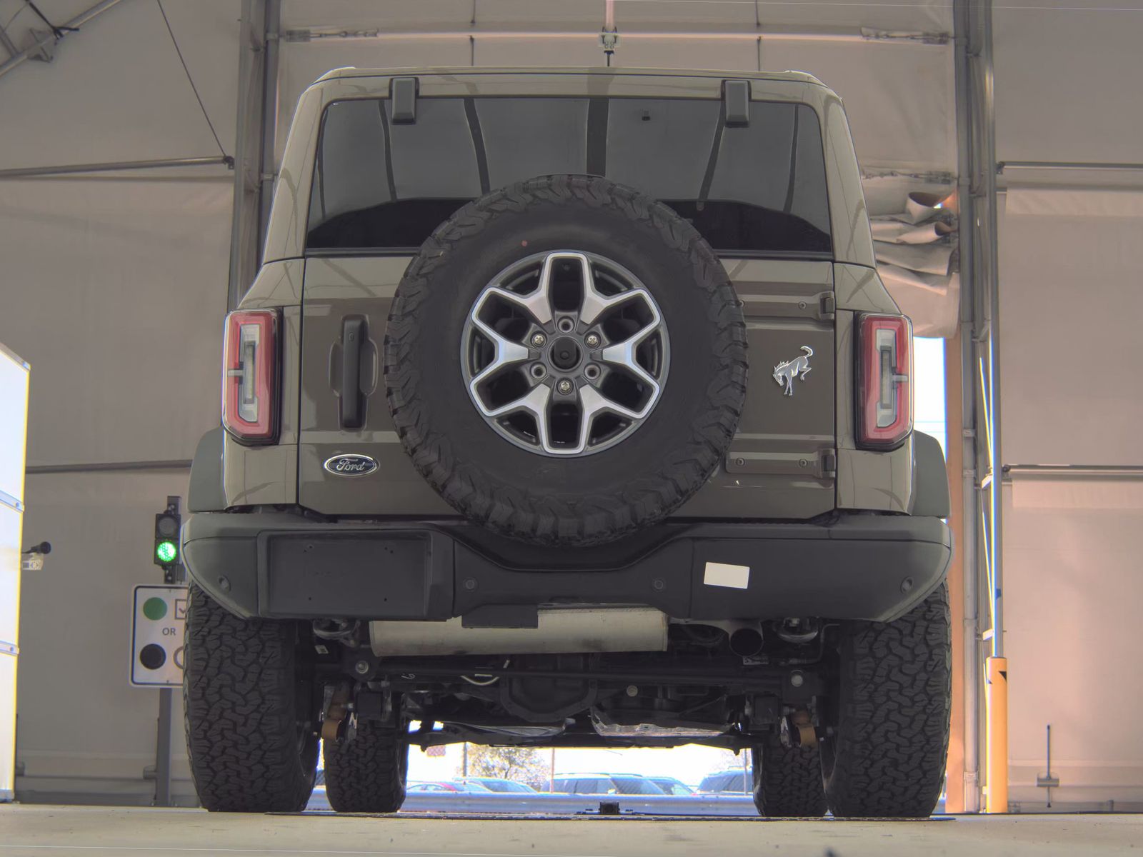 FORD BRONCO - 8