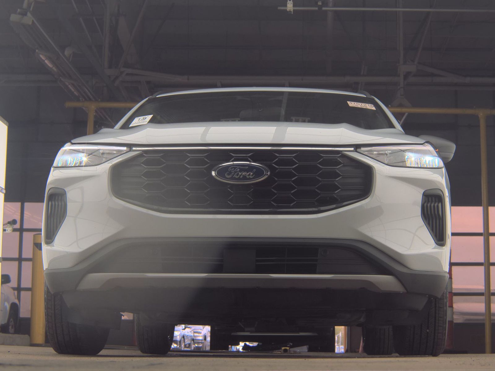 FORD ESCAPE - 4