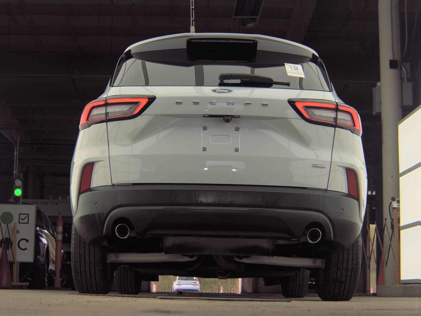 FORD ESCAPE - 8