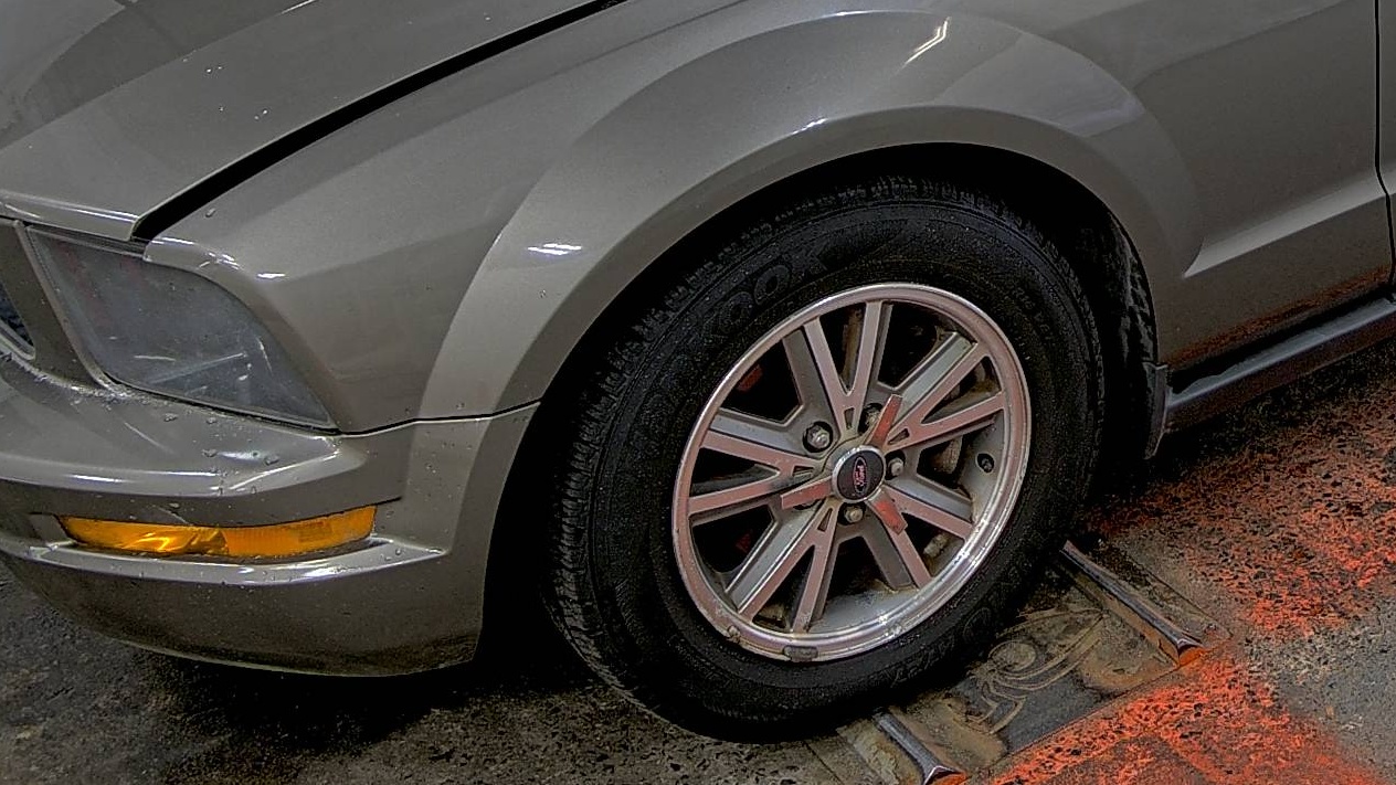 FORD MUSTANG - 8