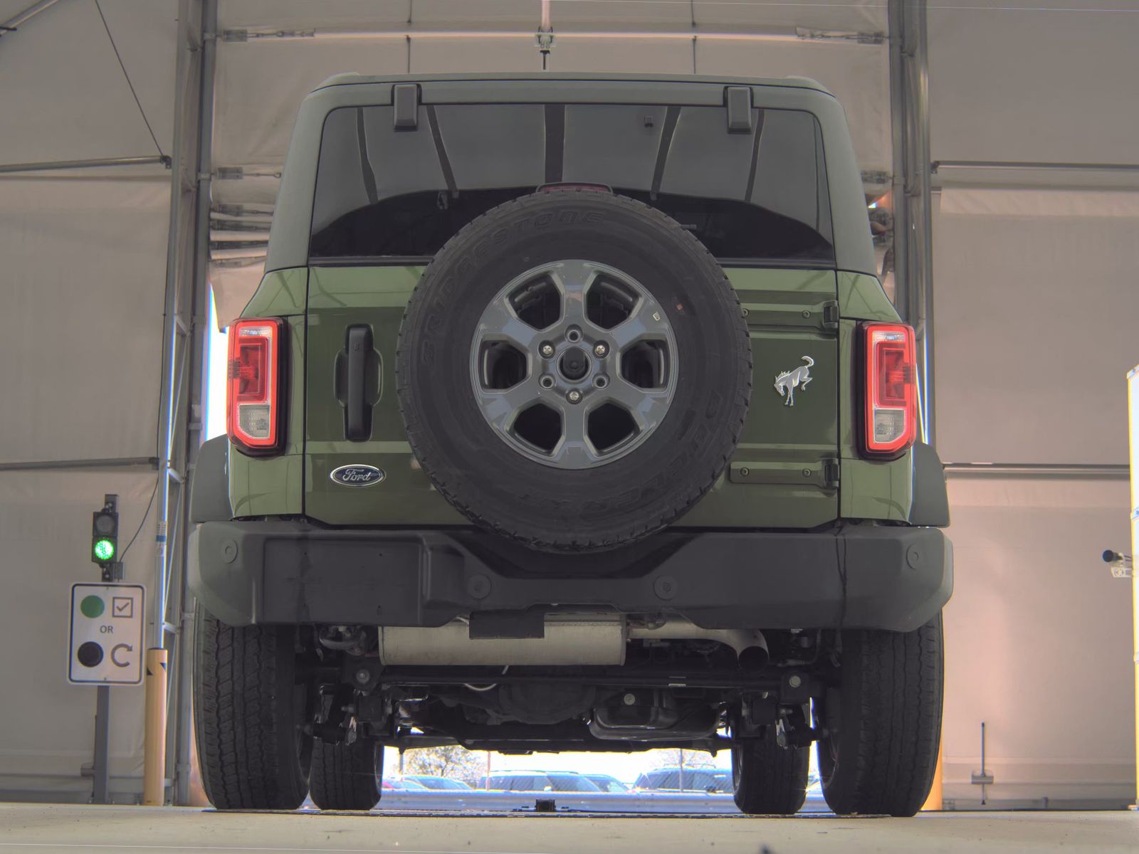 FORD BRONCO - 8