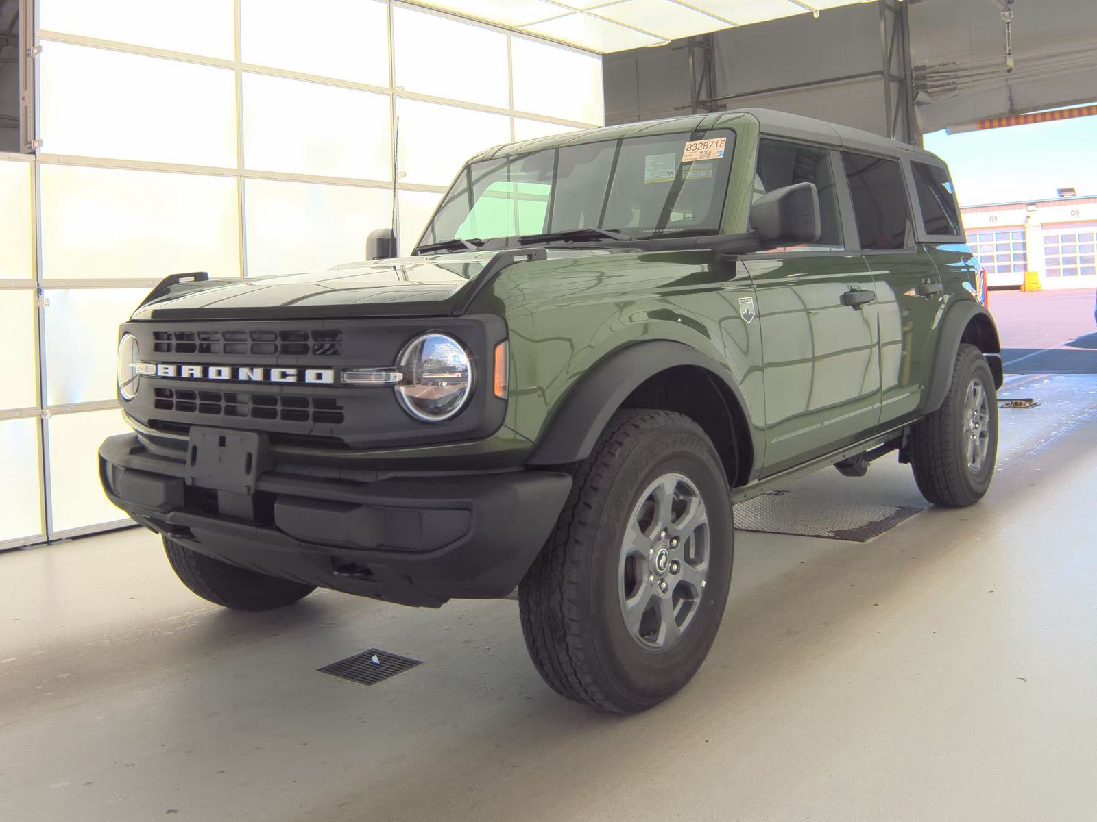FORD BRONCO - 1