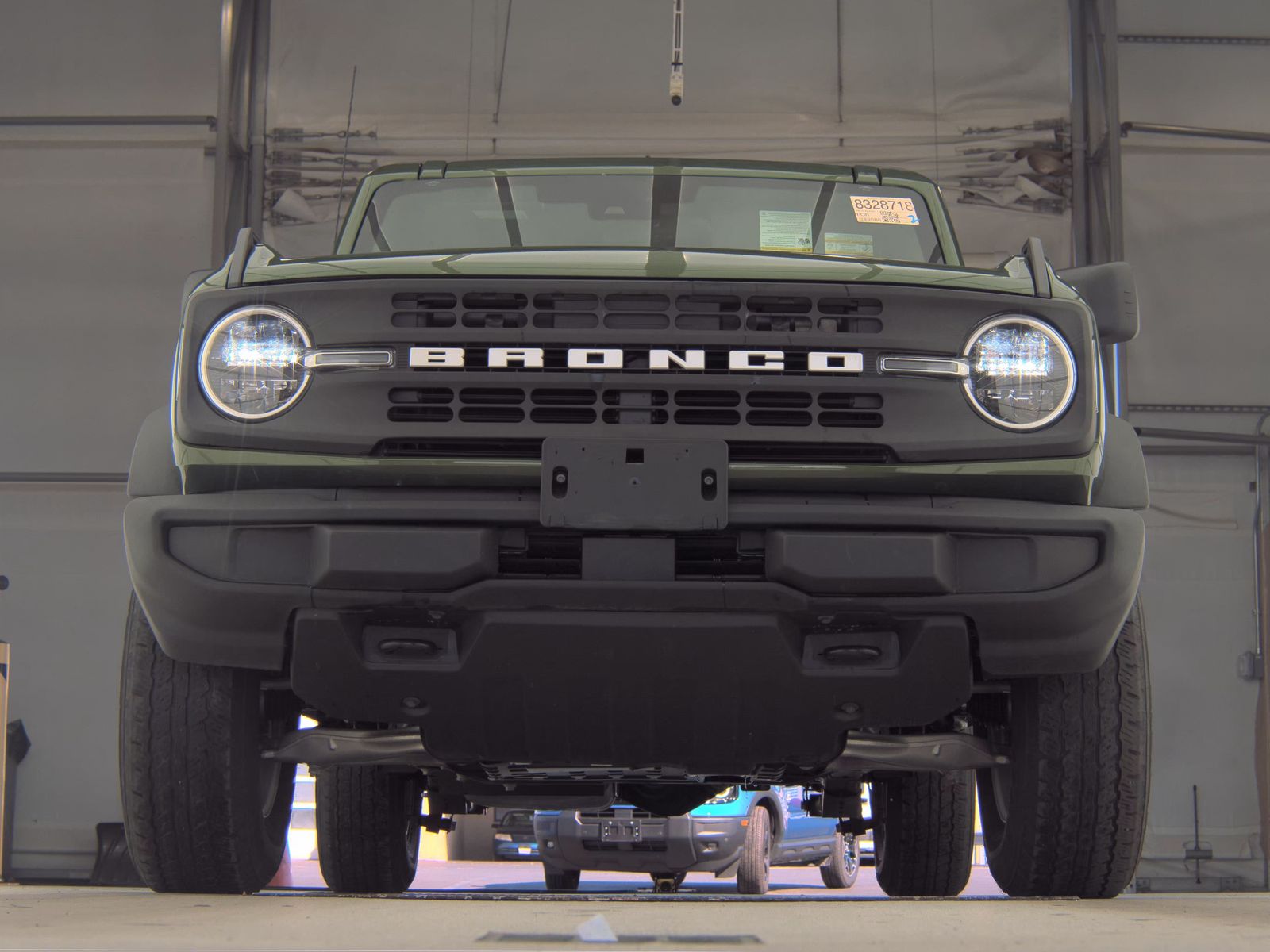 FORD BRONCO - 4