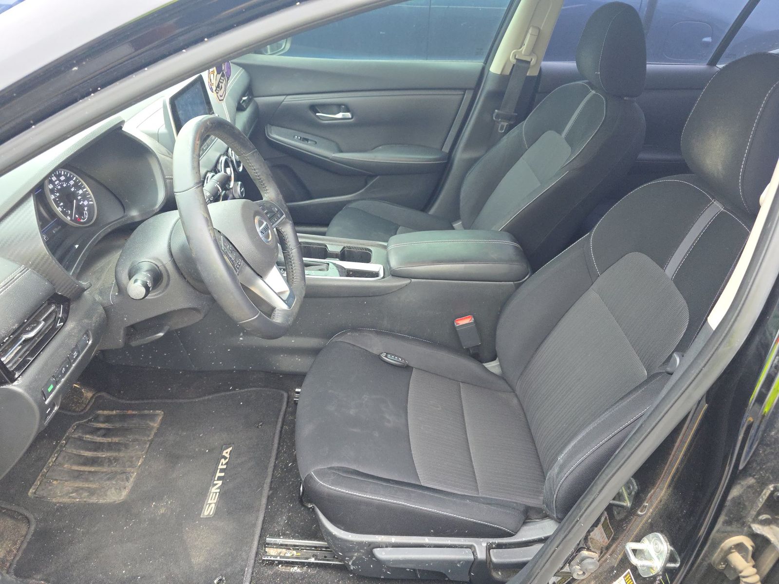 NISSAN SENTRA - 8